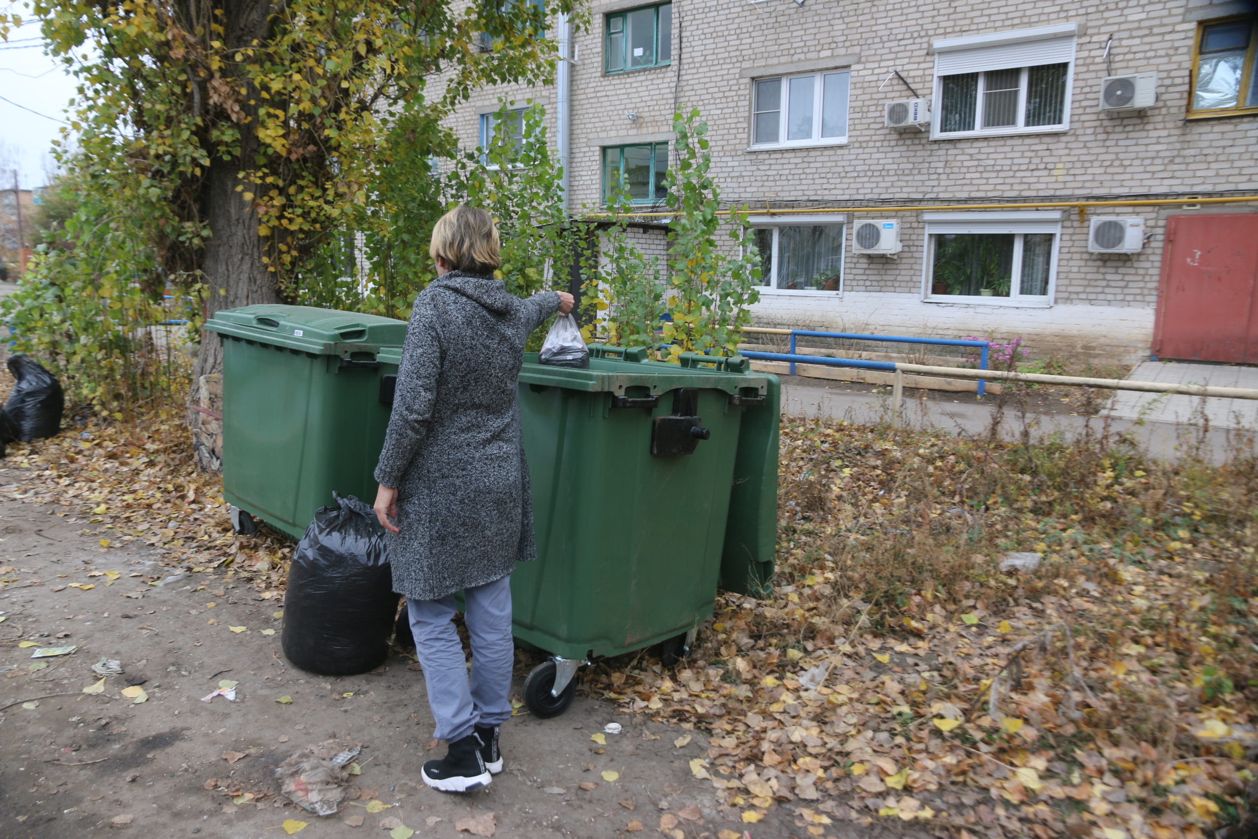 Новости фролово волгоградская область сегодня последние. Экология пластиковые крышки. Фролово сегодня. Погода во Фролово на сегодня.